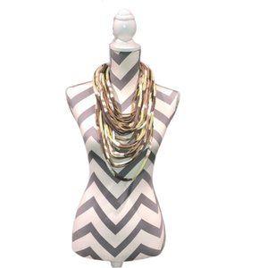 SAAKO Winter Neutral Colored Scarf-Lace